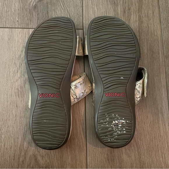 Vionic • Randi Slide Sandal Gold - Picture 2 of 6